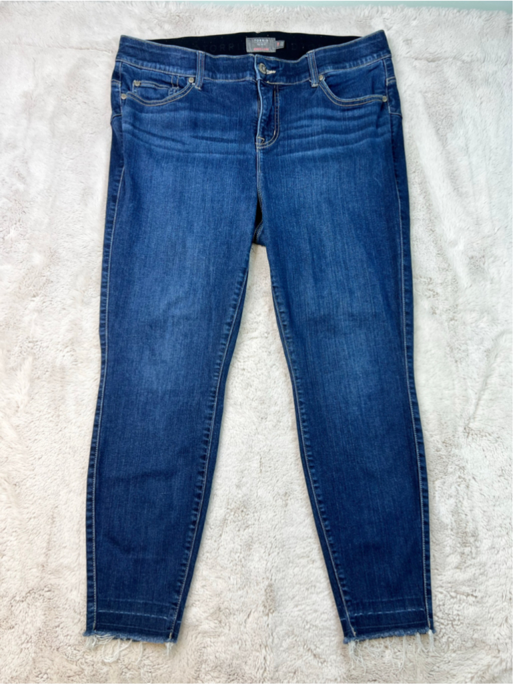 Torrid Bombshell Skinny Jeans Womens Plus Size 18 Raw Hem Ankle Premium Stretch